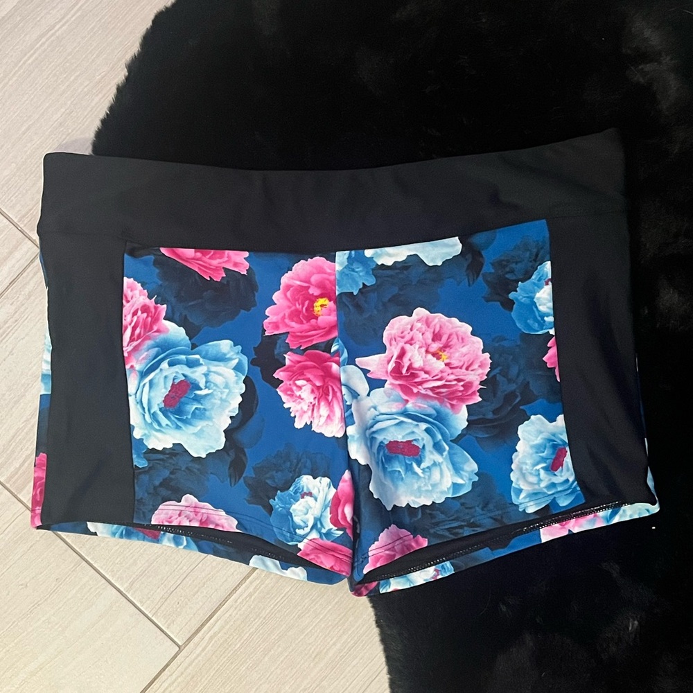 Floral Women's Swim Shorts - Black and Blue
